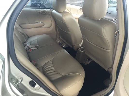 HONDA CITY ZX vtec1.5 V สีน้ำตาล ปี 2006 ติดแก็สหัวฉีด เรียบร้อยแลัวประหยัดสุดๆ เครื่อง เกียร์ ช่วงล่างดีไม่ปัญหาแน่นอนคับทางไกลสบายห้ายห่วง HONDA CITY ZX vtec1.5 V สีน้ำตาล ปี 2006 ติดแก็สหัวฉีด เรียบร้อยแลัวประหยัดสุดๆ เครื่อง เกียร์ ช่วงล่างดีไม่ปัญหาแน่นอนคับทางไกลสบายห้ายห่วง