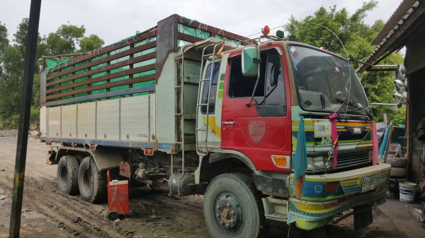 ขายสิบล้อพ่วงดั้มลูกสองคานFM2K 260HP