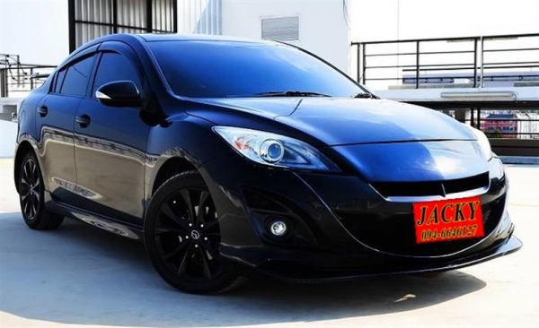 MAZDA 3 2.0 sport MAXx สีดำ ปี2012