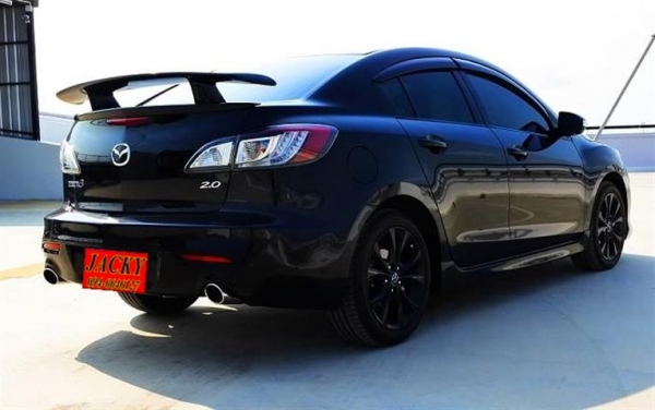MAZDA 3 2.0 sport MAXx สีดำ ปี2012