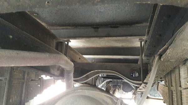 รถบรรทุก6ล้อติดเครน