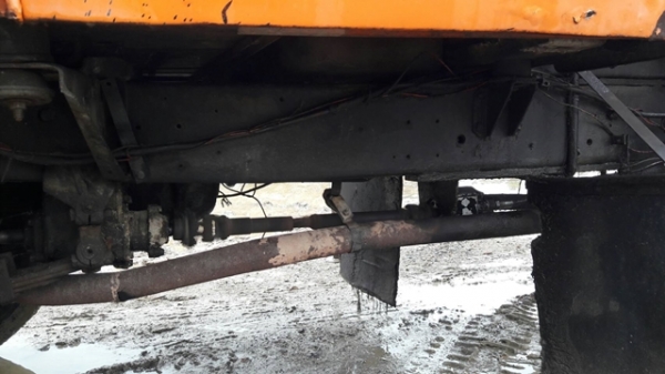 รถบรรทุก6ล้อติดเครน