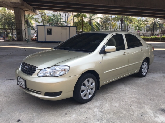 toyota altis 1.6e สีทอง ปี 2004 ติดแก็ส lpg แลัว รถสวยขับดี ราคา สุดคุ้ม