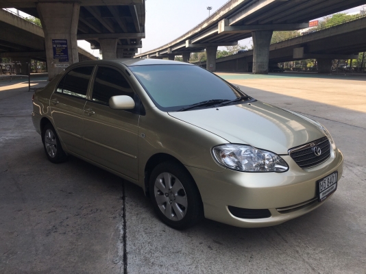 toyota altis 1.6e สีทอง ปี 2004 ติดแก็ส lpg แลัว รถสวยขับดี ราคา สุดคุ้ม
