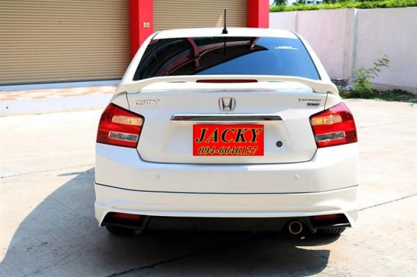 HONDA CITY 1.5V I-VTEC *CNG สีขาว ปี2013