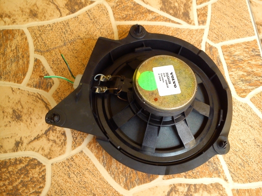 ดอกลำโพง VOLVO เดิมๆติดรถ มีดอกเดียว