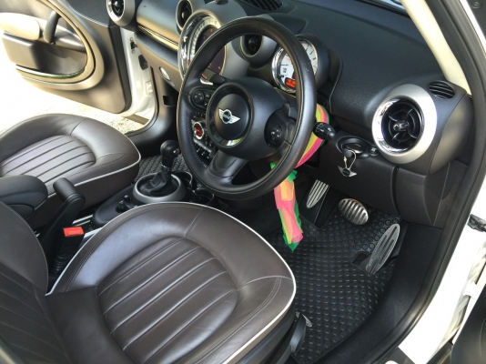 Mini Cooper Countryman 1.6 All 4 ปี 2012 รถสวยมากก กับราคาสุดคุ้ม