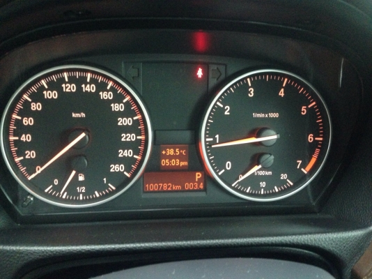 BMW 318I SE สีเทา ปี 2009 รถมือเดียวอุปกรณ์ครบ