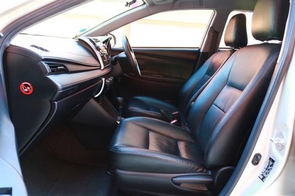 T0Y0TA New Vios 1.5 AT สีน้ำตาล ปี 2014