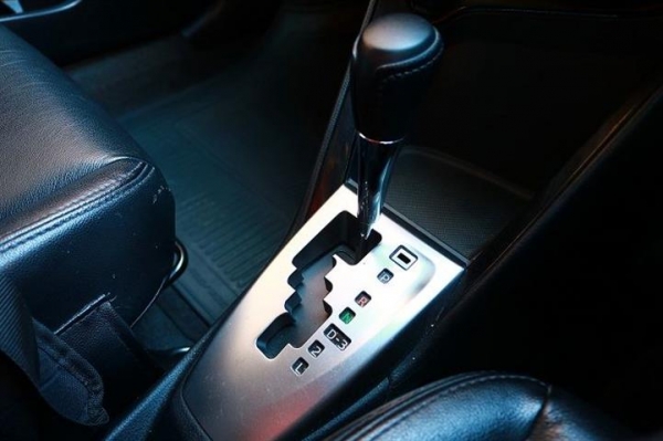 T0Y0TA New Vios 1.5 AT สีน้ำตาล ปี 2014