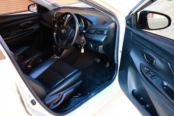 T0Y0TA New Vios 1.5 AT สีน้ำตาล ปี 2014