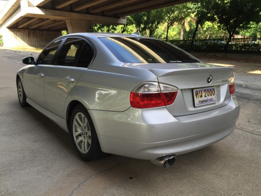 BMW 320I E90 สีเทา ปี2006 AT รถสวยสภาพพร้อมใช้
