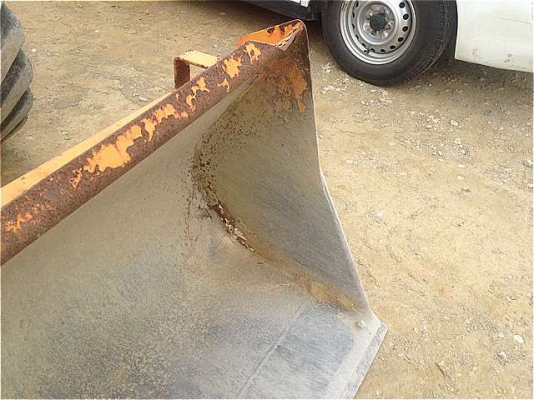 รถตักล้อยาง KOMATSU รุ่น 507 รถตักล้อยาง KOMATSU รุ่น 507