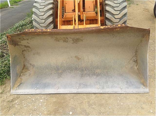 รถตักล้อยาง KOMATSU รุ่น 507 รถตักล้อยาง KOMATSU รุ่น 507