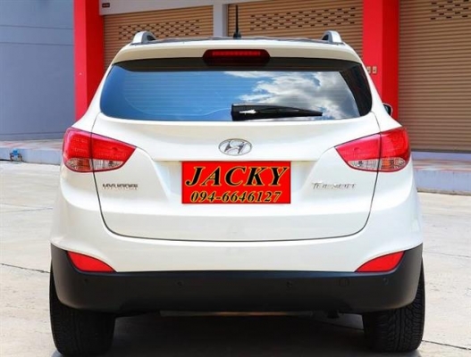 HyunDai Tucson 2.0D AT สีขาว ปี2013 HyunDai Tucson 2.0D AT สีขาว ปี2013