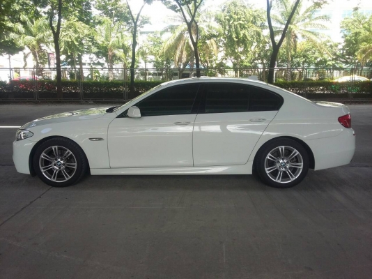 BMW 528I F10 SPORT สีขาว ปี 2013 แท้ รถมือเดียวไมล์น้อย