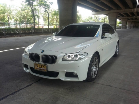BMW 528I F10 SPORT สีขาว ปี 2013 แท้ รถมือเดียวไมล์น้อย