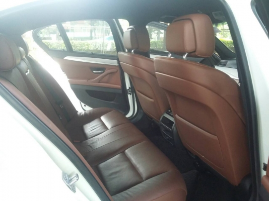 BMW 528I F10 SPORT สีขาว ปี 2013 แท้ รถมือเดียวไมล์น้อย