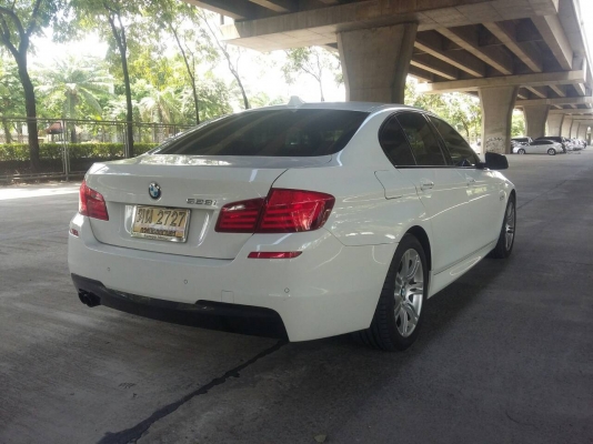 BMW 528I F10 SPORT สีขาว ปี 2013 แท้ รถมือเดียวไมล์น้อย