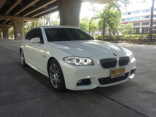 BMW 528I F10 SPORT สีขาว ปี 2013 แท้ รถมือเดียวไมล์น้อย