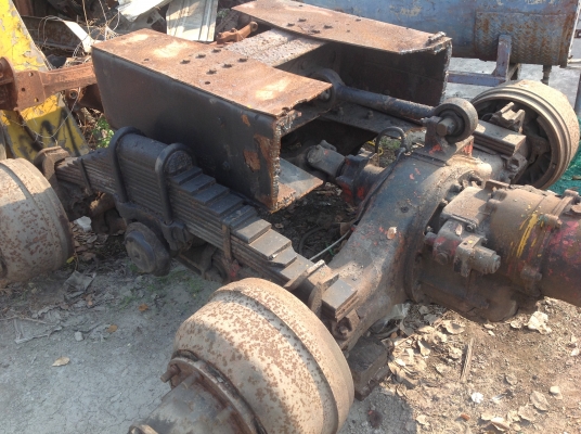 ขายเสื้อเพลา Nissan UD. 2. เพลา