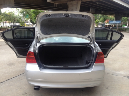 BMW 320I SE E90 สี เทา ปี2010 รถมือเดียว ไมล์แท้