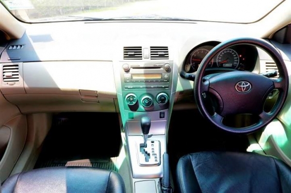 TOYOTA ALTIS 1.6E *CNG AT สีขาว ปี2012 TOYOTA ALTIS 1.6E *CNG AT สีขาว ปี2012