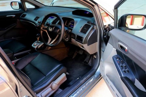 Honda Civic (FD )1.8S AT สีเทา ปี2009 Honda Civic (FD )1.8S AT สีเทา ปี2009