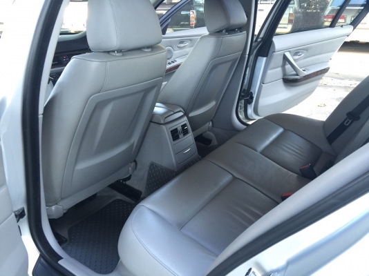 bmw 320i se e90 สีเทา ปี 2009 ไมล์ 127xxx