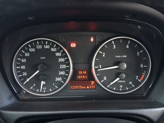 bmw 320i se e90 สีเทา ปี 2009 ไมล์ 127xxx