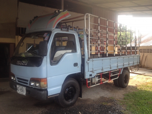 6ล้อ ISUZU NKR120 แรงปี43ยาว4.3กว้าง2.เมตร