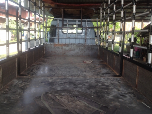 6ล้อ ISUZU NKR120 แรงปี43ยาว4.3กว้าง2.เมตร 6ล้อ ISUZU NKR120 แรงปี43ยาว4.3กว้าง2.เมตร