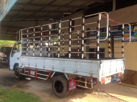 6ล้อ ISUZU NKR120 แรงปี43ยาว4.3กว้าง2.เมตร 6ล้อ ISUZU NKR120 แรงปี43ยาว4.3กว้าง2.เมตร