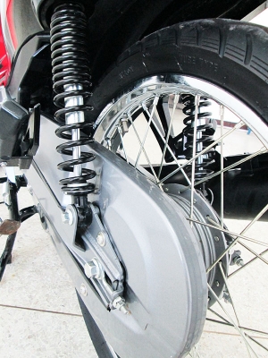 (โอนฟรี) ขาย Yamaha Spark 115 I ปี 2015 สตาร์ทมือ ไมล์แท้ 770 กม ใหม่มากๆ เครื่องหัวฉีดประหยัดน้ำมันขั้นเทพ รถเกียร์ 4 จังวังหวะ มีกุญแจแท้ 2 ดอก (โอนฟรี) ขาย Yamaha Spark 115 I ปี 2015 สตาร์ทมือ ไมล์แท้ 770 กม ใหม่มากๆ เครื่องหัวฉีดประหยัดน้ำมันขั้นเทพ รถเกียร์ 4 จังวังหวะ มีกุญแจแท้ 2 ดอก