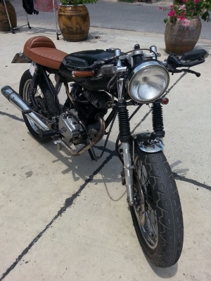 ขาย Honda wing 125 ทะเบียนเต็มพร้อมโอน  แต่งสไตล์ cafe