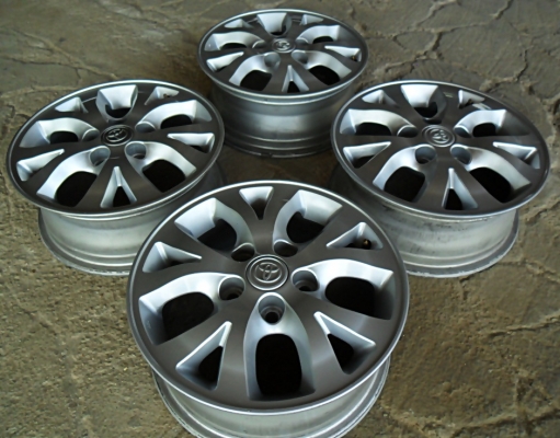 แม็กขอบ15 เอนไกแท้ 5รู114 วีโก้,ไทเกอร์ ไมตี้เอ็กซ์, รถตู้โตโยต้า (4วง3,800)