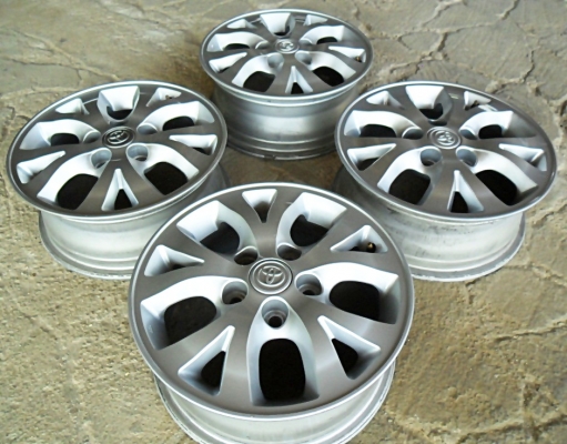 แม็กขอบ15 เอนไกแท้ 5รู114 วีโก้,ไทเกอร์ ไมตี้เอ็กซ์, รถตู้โตโยต้า (4วง3,800)