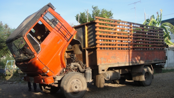 HINO จ้าวอินทรีย์ เครื่องEH700(168แรง)เครื่องแน่นไม่มีไอ ขับดี เบรคดี คัสซีสวยมาก เพาเวอร์ ทะเบียนพร้อม ราคาถูก