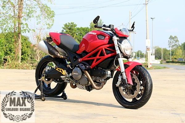 ducati monster 795 ปี2012 สภาพสวยใส พร้อมใช้ ไม่มีอุบัติเหตุ ทะเบียนพร้อมโอน