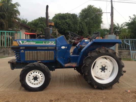 ขายครับ Kubota L1-22 พร้อมผาน4 สภาพพร้อมใช้งาน สนใจติดต่อครับ