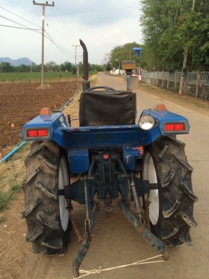 ขายครับ Kubota L1-22 พร้อมผาน4 สภาพพร้อมใช้งาน สนใจติดต่อครับ