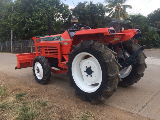 ขายKubota L1-245 ใบดัน สภาพพร้อมใช้ เครื่องเกียร์ดี สนใจติดต่อครับ ขายKubota L1-245 ใบดัน สภาพพร้อมใช้ เครื่องเกียร์ดี สนใจติดต่อครับ