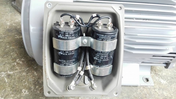 ** ขายแล้วครับ!! ** มอเตอร์ Mitsubishi 10 HP. 220V. รุ่น SCL-KR สภาพสวยสดใหม่ตีไป 97\% เดิมทุกเม็ดวิ่งเงียบพร้อมใช้งานมาเทสก่อนได้!!