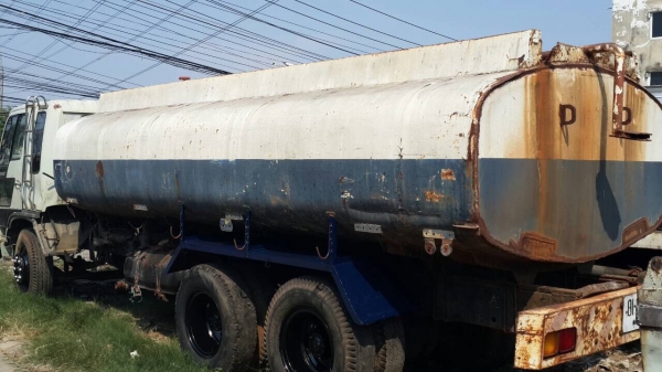 ขออนุญาติขาย รถน้ำ HINO195 สองเพลาเอกสารพร้อมโอน รถพร้อมใช้งานราคา 830000 สนใจติดต่อ ช่างดำ 0853224877-0988930465 ขออนุญาติขาย รถน้ำ HINO195 สองเพลาเอกสารพร้อมโอน รถพร้อมใช้งานราคา 830000 สนใจติดต่อ ช่างดำ 0853224877-0988930465