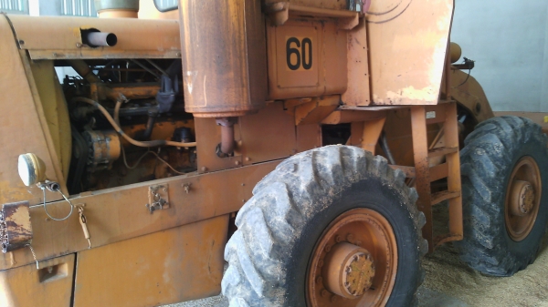 ขายรถตัก  KOMATSU  JH  60