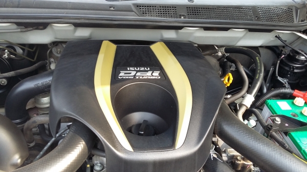 ไฮเรนเดอร์2500cc vgs กล้องหลัง