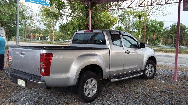 ไฮเรนเดอร์2500cc vgs กล้องหลัง