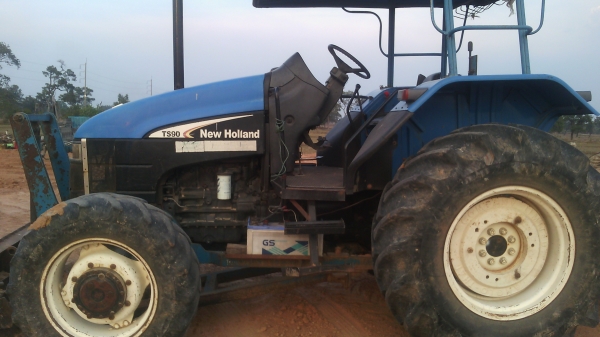 ขายรถไถ FORD  TS  90