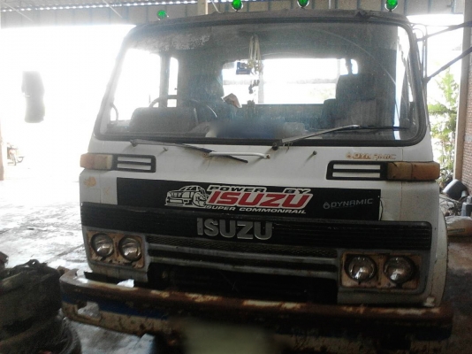 รถอีซูซุ 6 ล้อ ท้ายลาด 145 แรงม้า.    สนใจติดต่อ  081 - 6079515