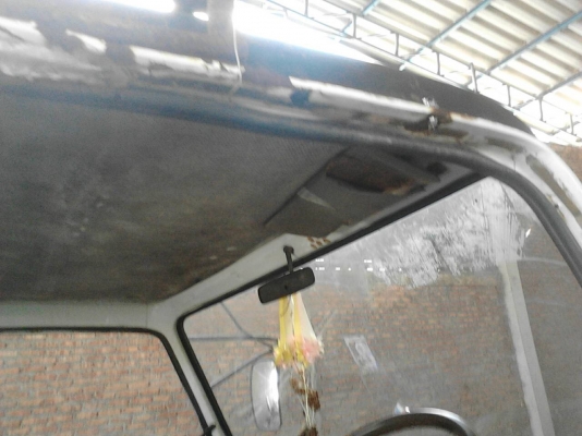 รถอีซูซุ 6 ล้อ ท้ายลาด 145 แรงม้า.    สนใจติดต่อ  081 - 6079515